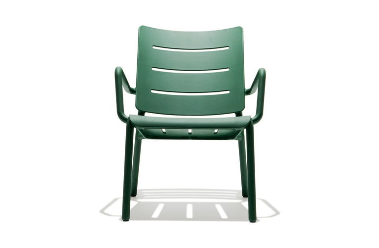 Outo Outdoor Lounge Chair